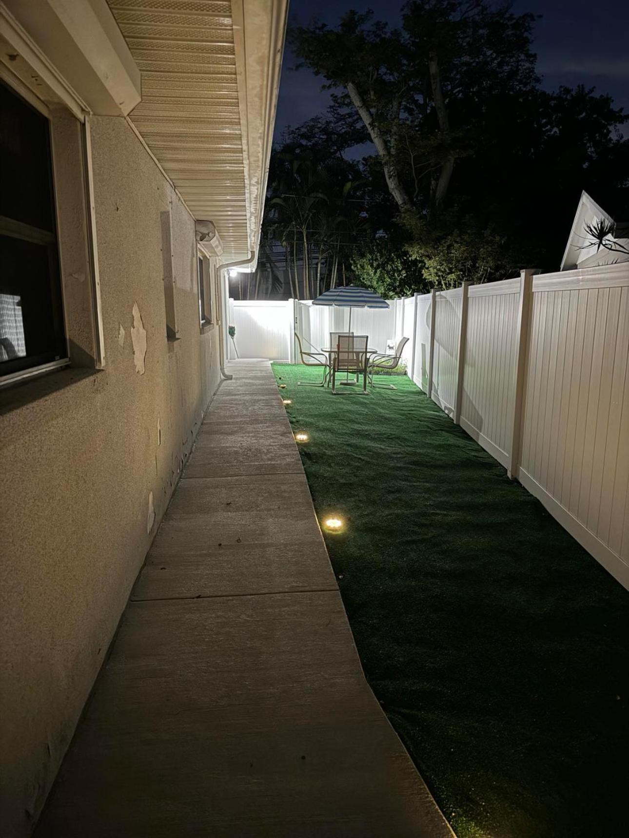 Cozy Private Studio W/Own Yard - 3Mi From Beach Seminole Esterno foto