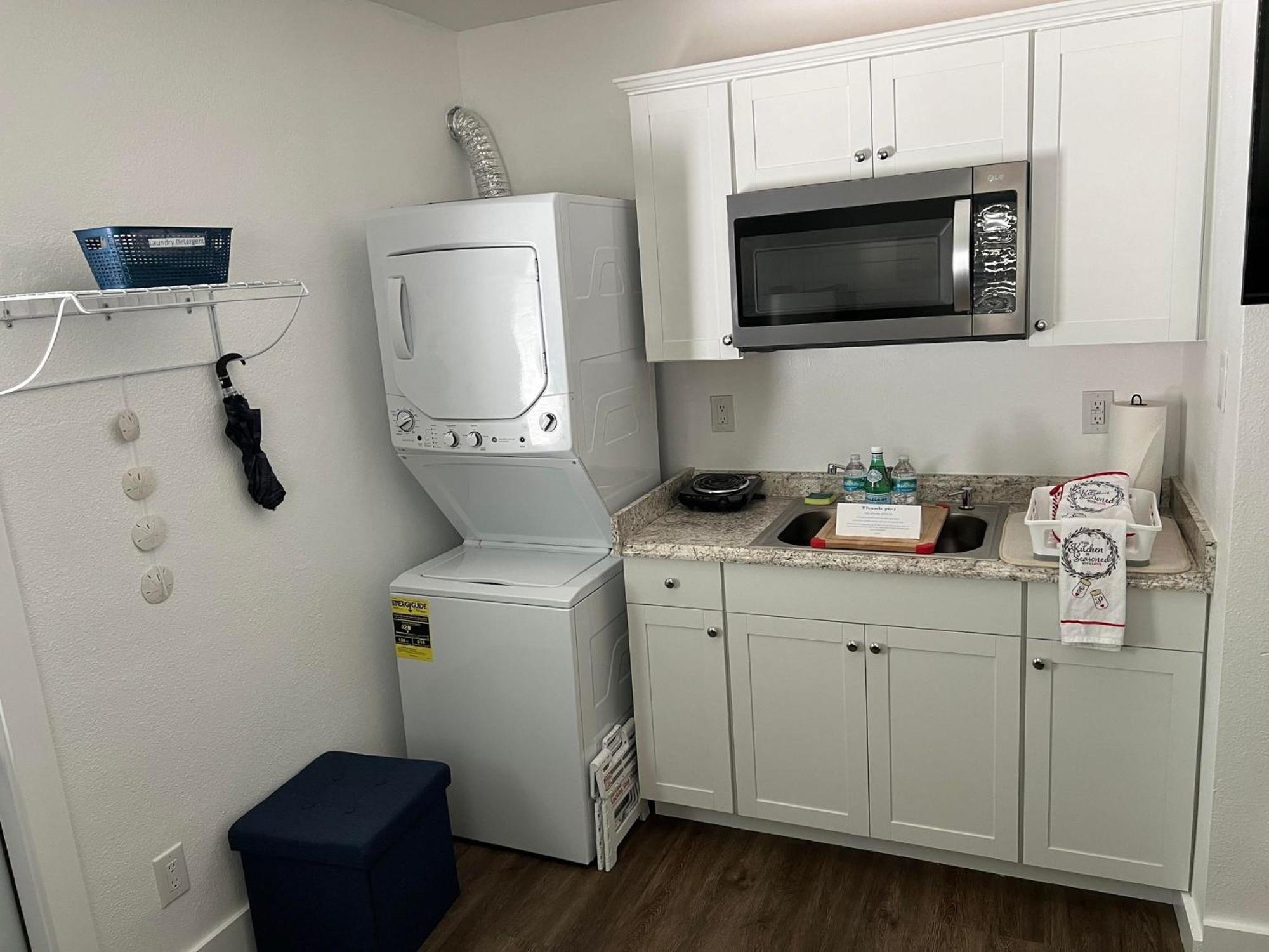 Cozy Private Studio W/Own Yard - 3Mi From Beach Seminole Esterno foto